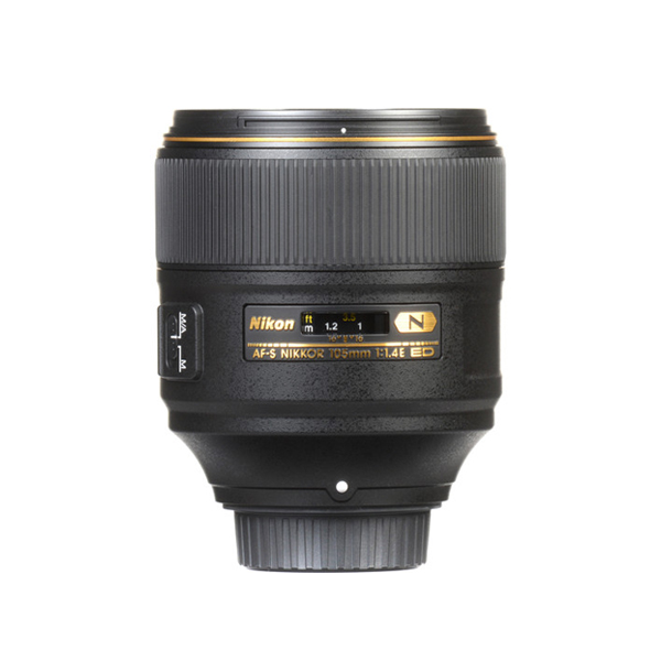 Nikon AF-S DX 18-140mm f/3.5-5.6G ED VR 