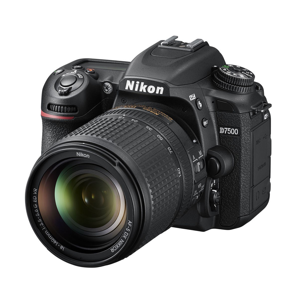 Nikon D7500