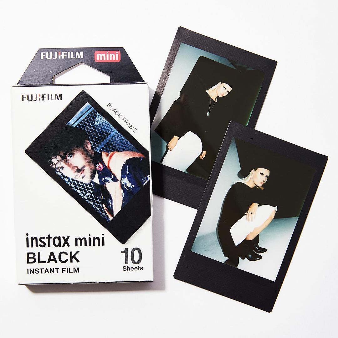 FILM FUJI INSTAX MINI BLACK